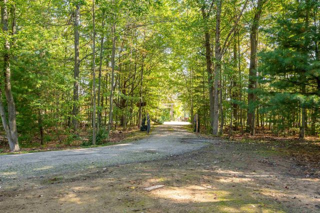 2554 S Fordney Road, Hemlock, MI 48626