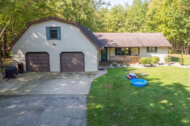 2554 S Fordney Road, Hemlock, MI 48626