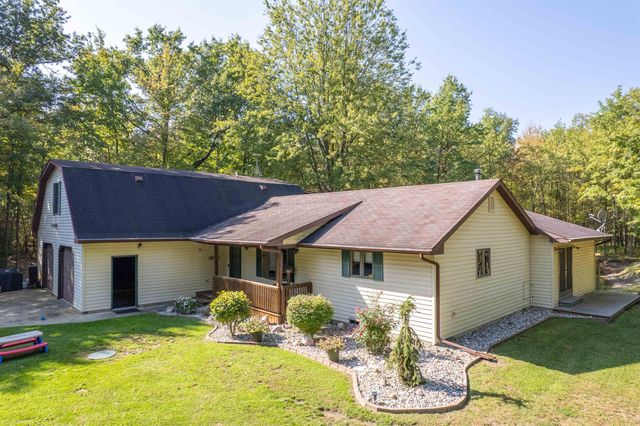 2554 S Fordney Road, Hemlock, MI 48626