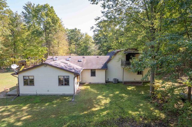 2554 S Fordney Road, Hemlock, MI 48626