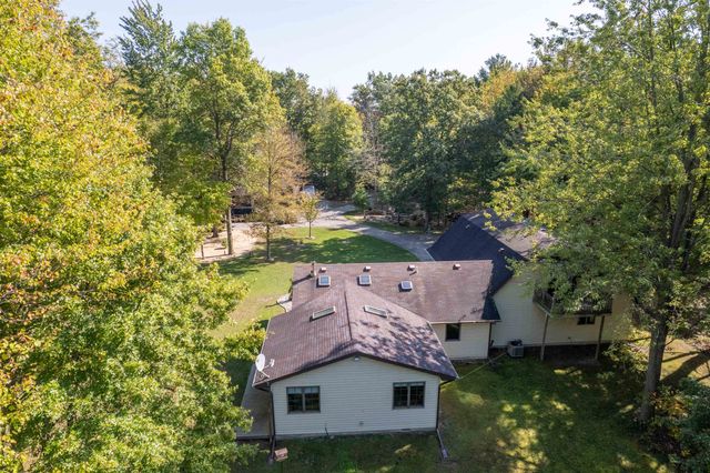 2554 S Fordney Road, Hemlock, MI 48626