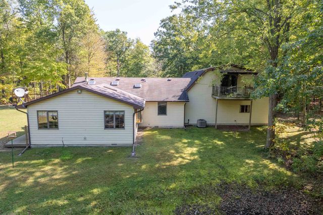 2554 S Fordney Road, Hemlock, MI 48626