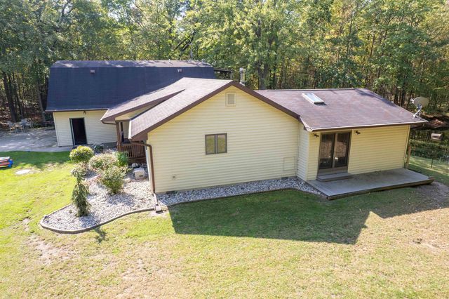2554 S Fordney Road, Hemlock, MI 48626