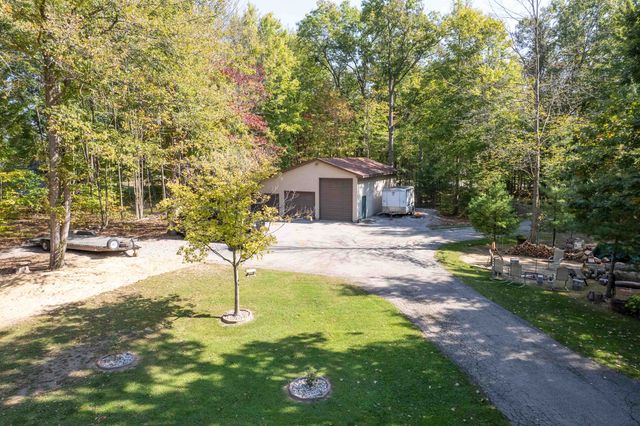 2554 S Fordney Road, Hemlock, MI 48626