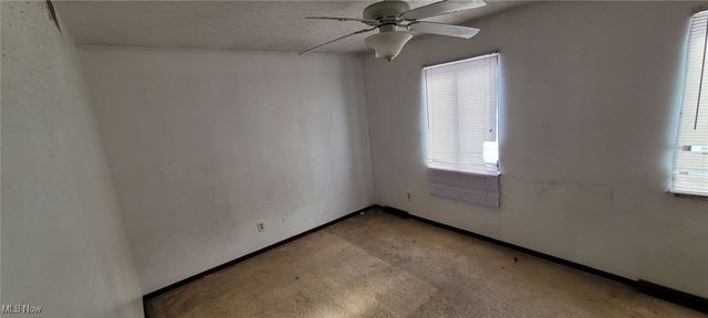 19113 Watercrest Avenue, Maple Heights, OH 44137