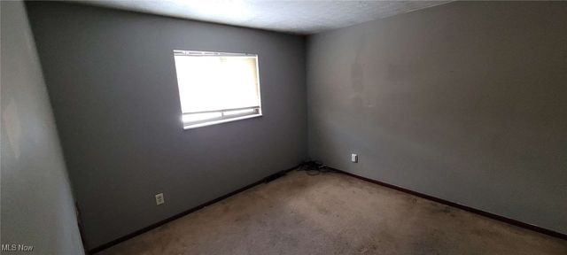 19113 Watercrest Avenue, Maple Heights, OH 44137