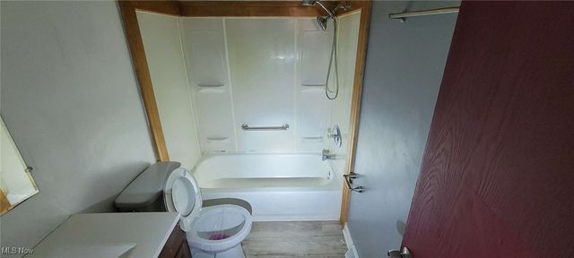 19113 Watercrest Avenue, Maple Heights, OH 44137