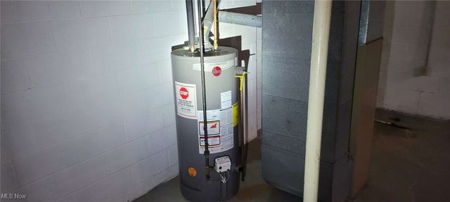 19113 Watercrest Avenue, Maple Heights, OH 44137