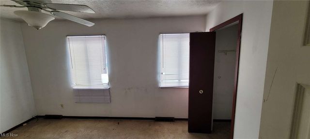 19113 Watercrest Avenue, Maple Heights, OH 44137