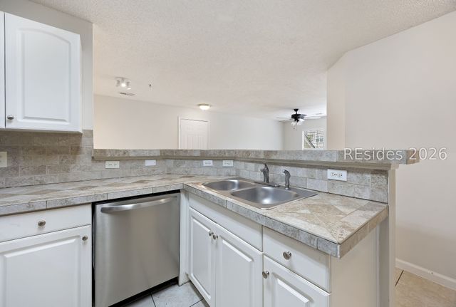 100 Kensington Blvd Apt 408, Bluffton, SC 29910