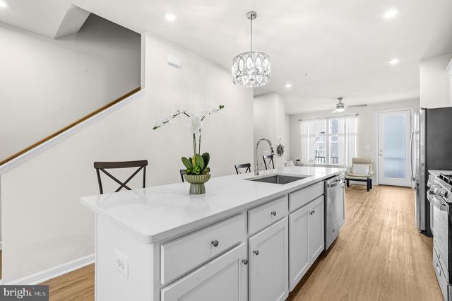3518 STELLA BLUE DR, Hyattsville, MD 20782