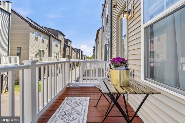 3518 STELLA BLUE DR, Hyattsville, MD 20782