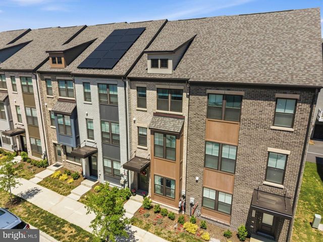 3518 STELLA BLUE DR, Hyattsville, MD 20782