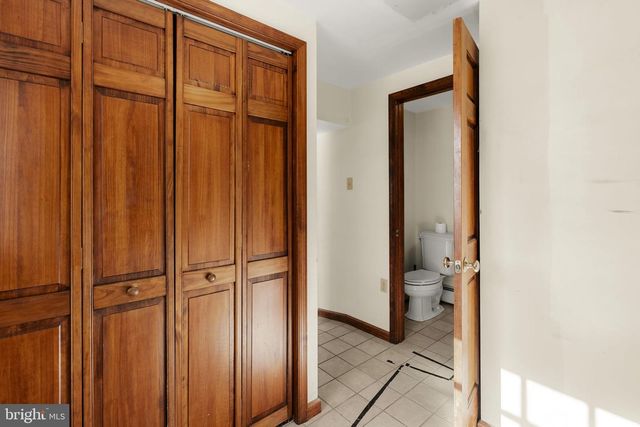 39 GILL RD, Mohnton, PA 19540