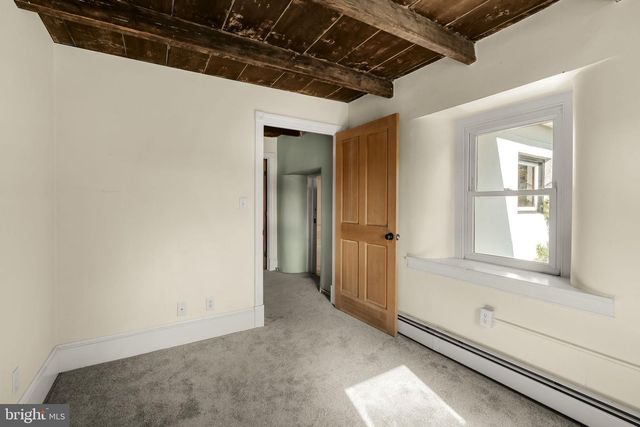 39 GILL RD, Mohnton, PA 19540