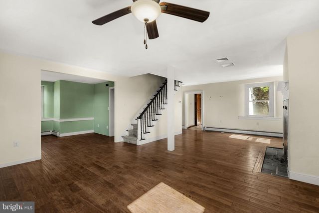 39 GILL RD, Mohnton, PA 19540