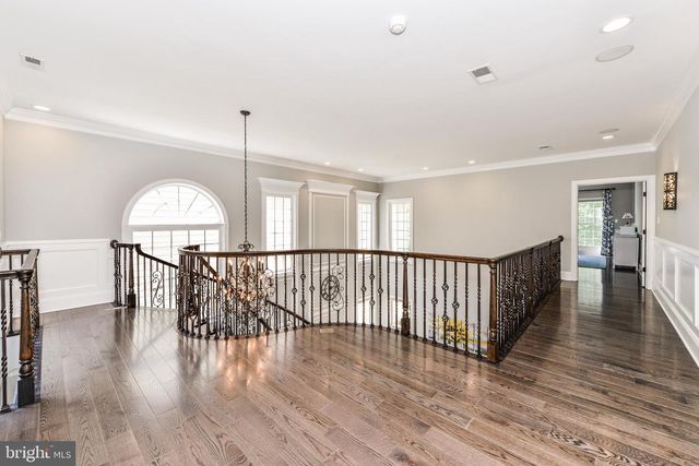 20269 ISLAND VIEW CT, Sterling, VA 20165