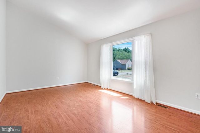 11615 KENTON DR, Fredericksburg, VA 22407
