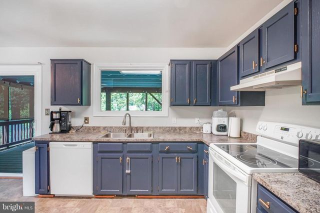 11615 KENTON DR, Fredericksburg, VA 22407