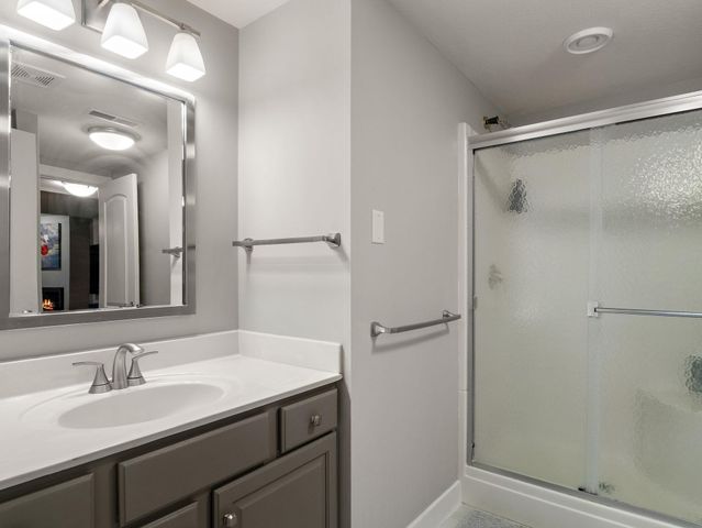 4696 Fairway Hills Drive, Eagan, MN 55123