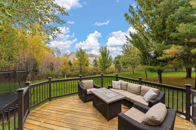 4696 Fairway Hills Drive, Eagan, MN 55123