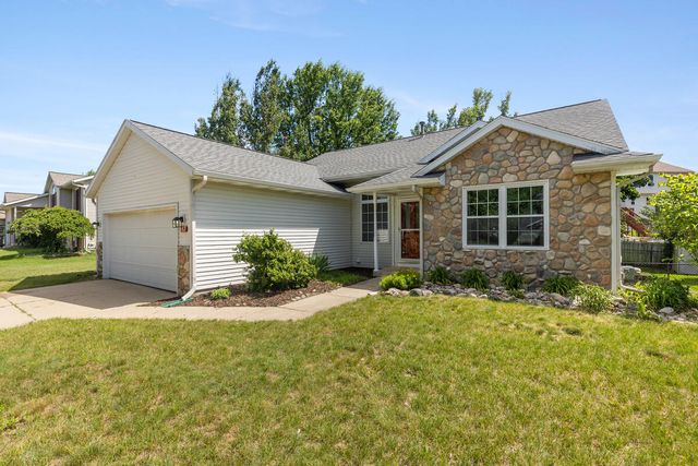 187 Riverwood Drive, Middleville, MI 49333
