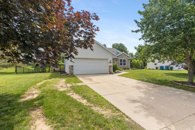 187 Riverwood Drive, Middleville, MI 49333