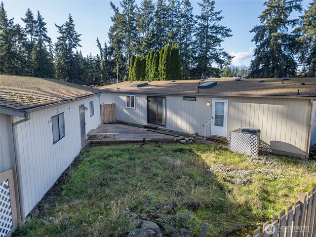 20 Eds Place, Sequim, WA 98382