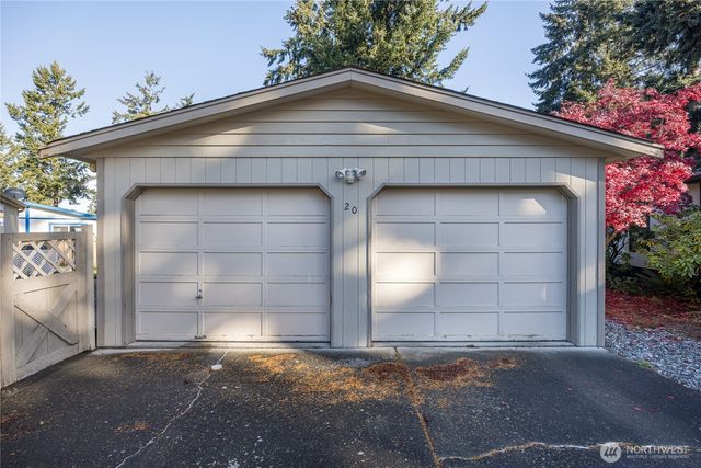 20 Eds Place, Sequim, WA 98382