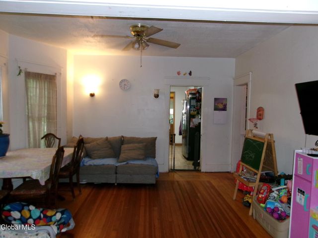 111 Sanders Avenue, Scotia, NY 12302