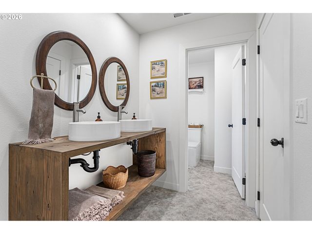 13136 Ne SUMAC Ct, Brush Prairie, WA 98606