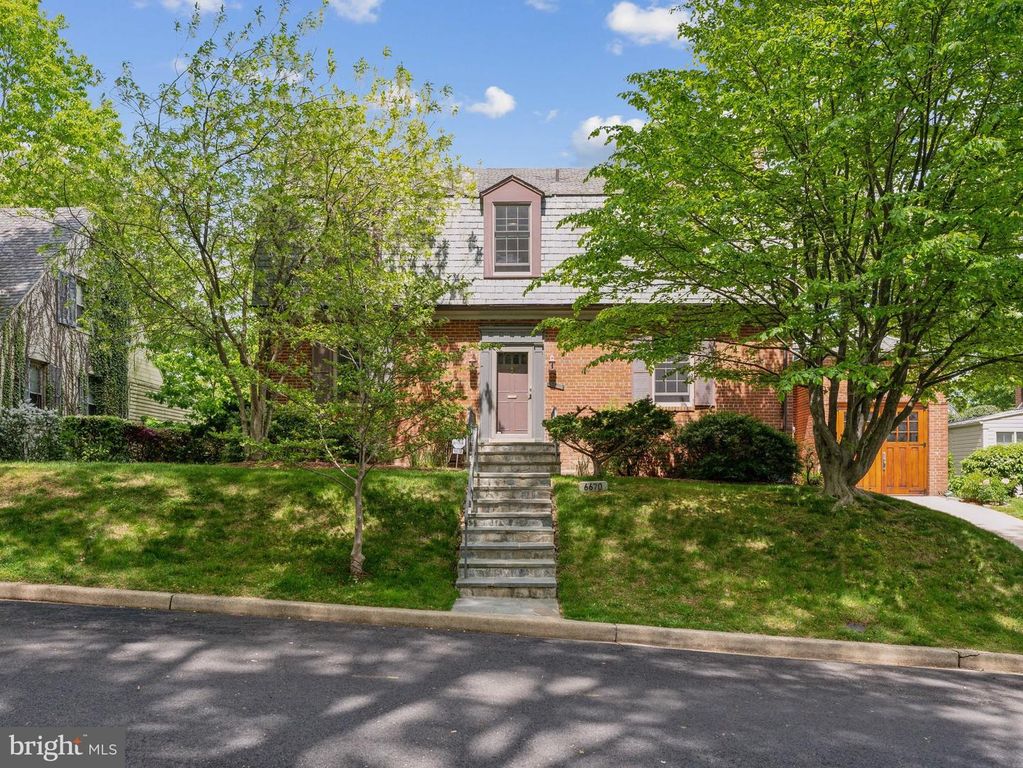 6670 32ND ST NW, Washington, DC 20015