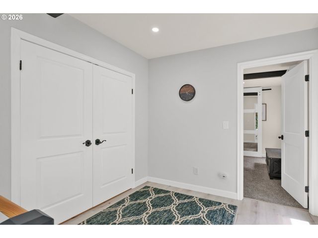 3010 FRIENDLY St, Eugene, OR 97405