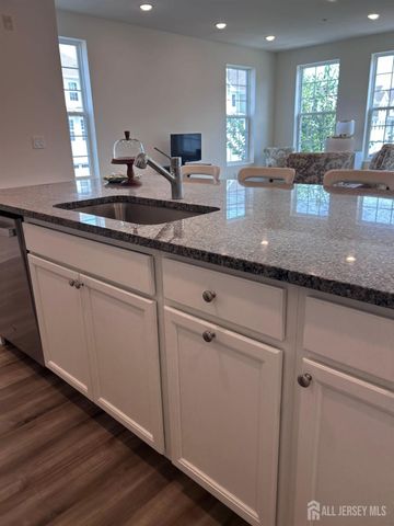 735 Station Road, Dunellen, NJ 08812