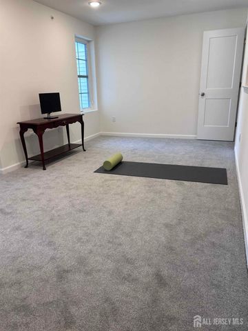 735 Station Road, Dunellen, NJ 08812