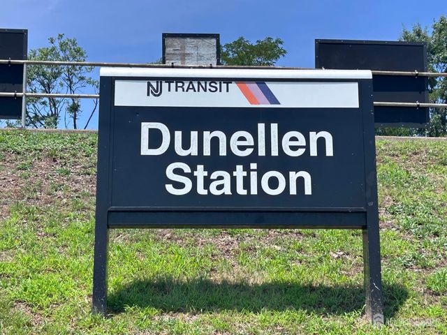 735 Station Road, Dunellen, NJ 08812