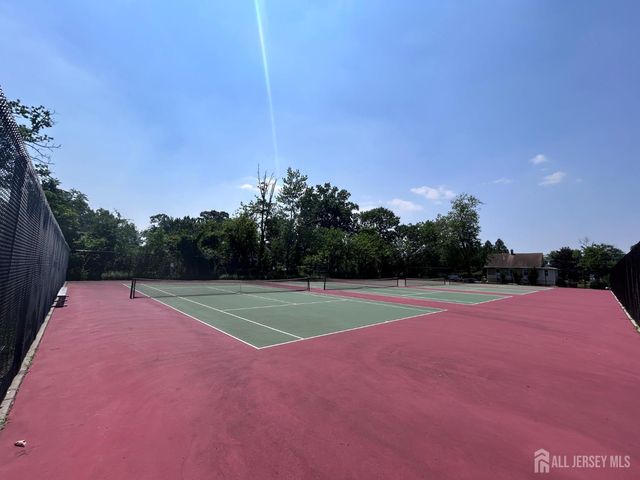 735 Station Road, Dunellen, NJ 08812