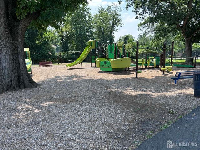 735 Station Road, Dunellen, NJ 08812