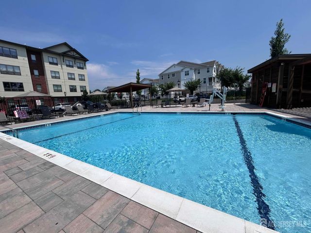 735 Station Road, Dunellen, NJ 08812