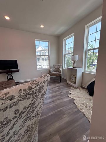 735 Station Road, Dunellen, NJ 08812