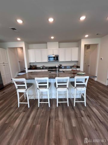 735 Station Road, Dunellen, NJ 08812