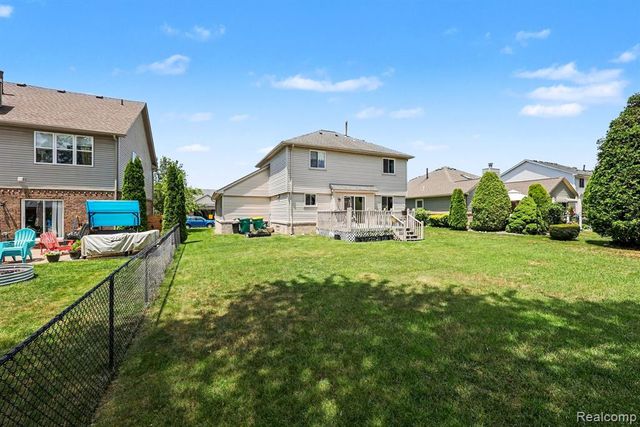 24535 Jason Drive, Flat Rock, MI 48134
