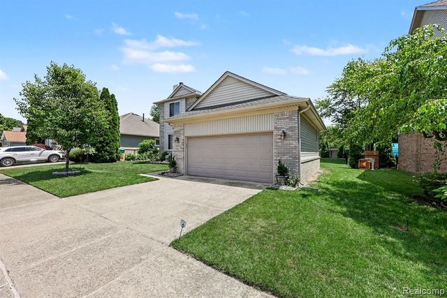 24535 Jason Drive, Flat Rock, MI 48134