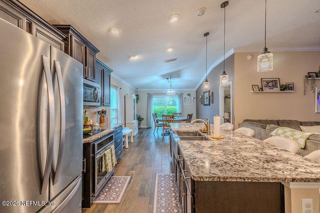 15678 COULTER Court, Jacksonville, FL 32218