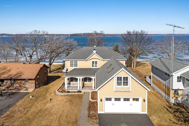 W3024 Longview Lane, Green Lake, WI 54941