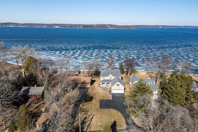 W3024 Longview Lane, Green Lake, WI 54941