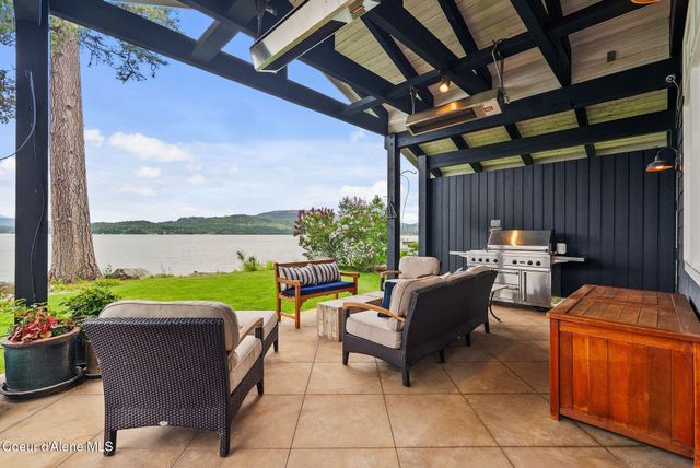 1515 Northshore Dr, Sandpoint, ID 83864