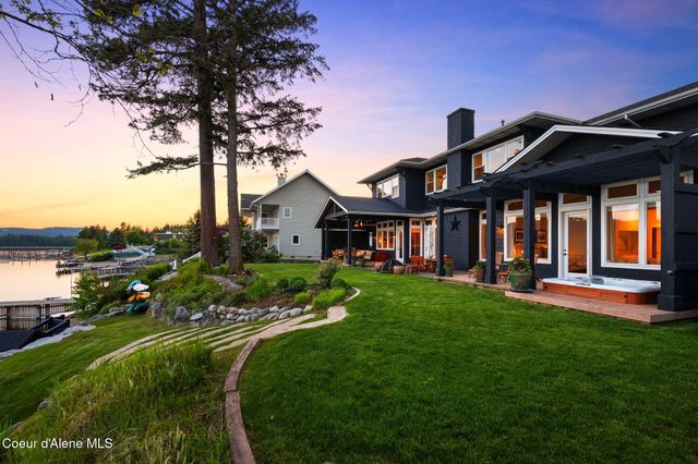 1515 Northshore Dr, Sandpoint, ID 83864