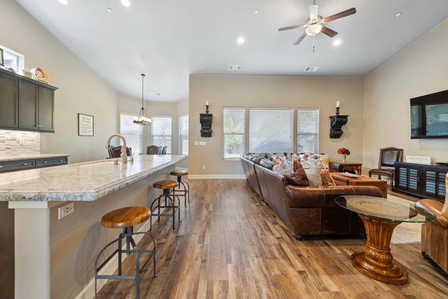 2360 W Bel Aire Court, Porterville, CA 93257