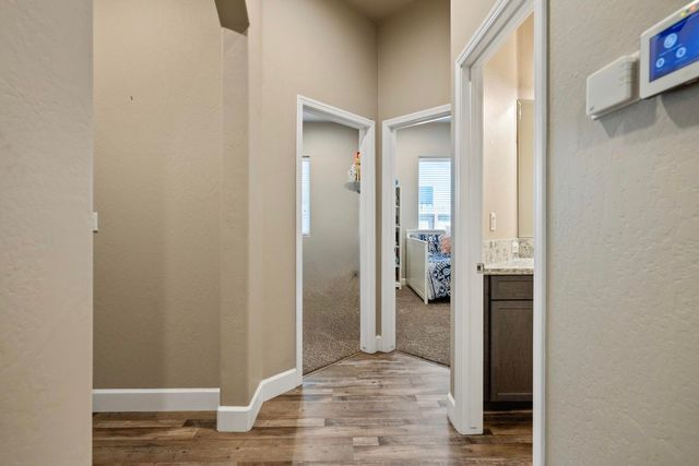 2360 W Bel Aire Court, Porterville, CA 93257